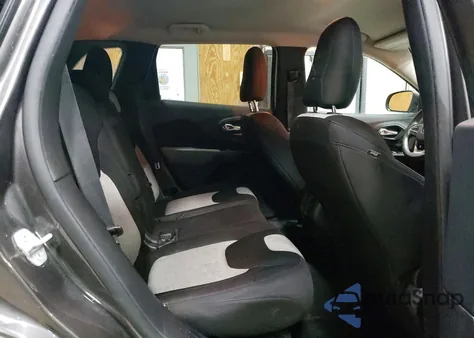 2014 Jeep Cherokee Latitude z USA, uszkodzony, nr VIN 1C4PJMCS8EW203352